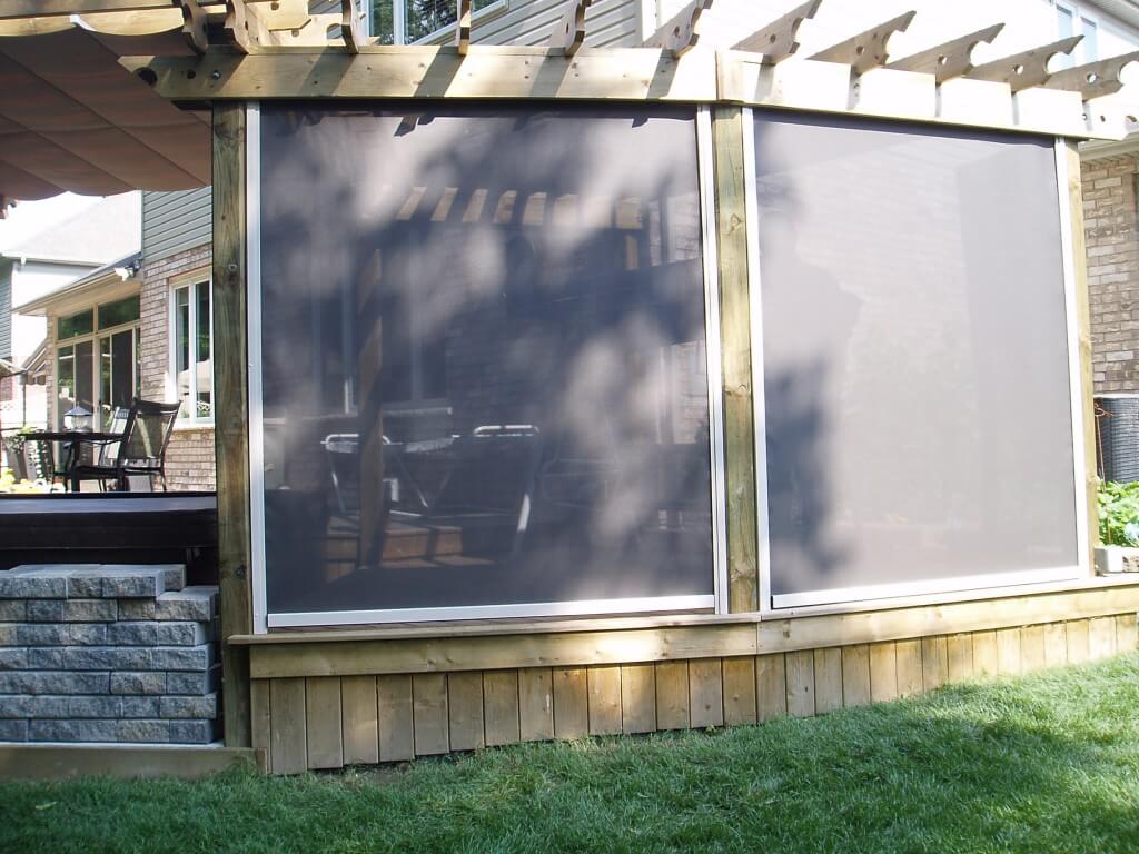 Retractable Insect Screens & Doors - Capricorn Screens, Awnings